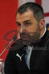 3. Liga - Hallescher FC - FC Ingolstadt 04 - Pressekonferenz nach dem Spiel Cheftrainer Ismail Atalan (Halle)