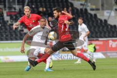 3. Liga - Fußball - SG Sonnenhof Großaspach - FC Ingolstadt 04 - Caniggia Ginola Elva (14, FCI) Nico Jüllich (34 SG)