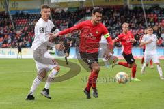 3. Liga - Fußball - SG Sonnenhof Großaspach - FC Ingolstadt 04 - Stefan Kutschke (30, FCI) Julian Leist (5 SG)