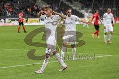 3. Liga - Fußball - SG Sonnenhof Großaspach - FC Ingolstadt 04 - Dennis Eckert Ayensa (7, FCI) Tor 1:2 Jubel hält sich die Ohren zu, Fans beschimpfen ihn wüst