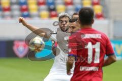 3. Liga - Fußball - KFC Uerdingen - FC Ingolstadt 04 - mitte Maximilian Wolfram (8, FCI) Rodriguez Roberto (KFC 11)