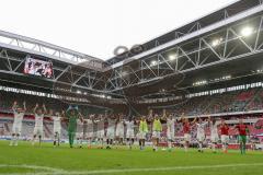 3. Liga - Fußball - KFC Uerdingen - FC Ingolstadt 04 - Auswärtssieg, Jubel mit den mitgereisten Fans, Stimmung, Björn Paulsen (4, FCI) Filip Bilbija (35, FCI) Georgius Pintidis (6, FCI) Maximilian Beister (10, FCI) Robin Krauße (23, FCI) Caniggia Ginola E