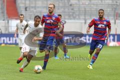 3. Liga - Fußball - KFC Uerdingen - FC Ingolstadt 04 - Robin Krauße (23, FCI) Kirchhoff Jan (KFC 4) Mbom Jean-Manuel (KFC 21)