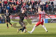 3. Liga - Würzburger Kickers - FC Ingolstadt 04 - Fatih Kaya (9, FCI) gegen Simon Rhein (30 Würzburg)