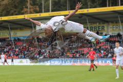 3. Liga - Fußball - SG Sonnenhof Großaspach - FC Ingolstadt 04 - Tor Jubel zum 1:5, Caniggia Ginola Elva (14, FCI) mit Salto