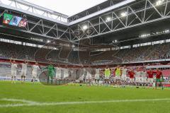 3. Liga - Fußball - KFC Uerdingen - FC Ingolstadt 04 - Auswärtssieg, Jubel mit den mitgereisten Fans, Stimmung, Björn Paulsen (4, FCI) Filip Bilbija (35, FCI) Georgius Pintidis (6, FCI) Maximilian Beister (10, FCI) Robin Krauße (23, FCI) Caniggia Ginola E