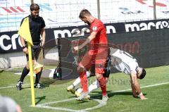 3. Liga - 1860 München - FC Ingolstadt 04 - Michael Heinloth (17, FCI) Bekiroglu Efkan (20, München) Zweikampf