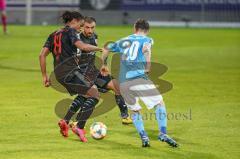 3. Liga - Chemnitzer FC - FC Ingolstadt 04 - Caniggia Ginola Elva (14, FCI) Robin Krauße (23, FCI) Itter Pascal (20 Chemnitz)