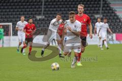 3. Liga - Fußball - SG Sonnenhof Großaspach - FC Ingolstadt 04 - Dennis Eckert Ayensa (7, FCI) Korbinian Burger (4 SG) Angriff