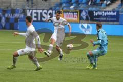 3. Fußball-Liga - Saison 2019/2020 - SV Waldhof Mannheim - FC Ingolstadt 04 - Robin Krausse (#23,FCI)  - #Mete Celik (#3 Mannheim) - Foto: Stefan Bösl