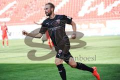 3. Liga - FSV Zwickau - FC Ingolstadt 04 - Maximilian Beister (10, FCI) überwindet Torwart Brinkies Johannes (1 Zwickau) und trifft zum 0:3 Tor Jubel