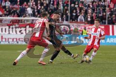 3. Liga - Würzburger Kickers - FC Ingolstadt 04 - Sebastian Schuppan (27 Würzburg) Fatih Kaya (9, FCI) Patrick Sontheimer (12 Würzburg)