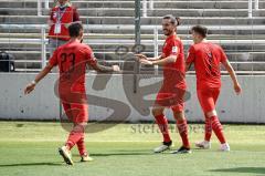 3. Liga - 1860 München - FC Ingolstadt 04 - Tor Jubel 0:2 Dennis Eckert Ayensa (7, FCI) mit Jonatan Kotzke (25 FCI) Robin Krauße (23, FCI)