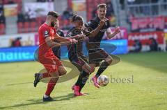 3. Liga - Hallescher FC - FC Ingolstadt 04 - Papadopoulos Antonios (8 Halle) Caniggia Ginola Elva (14, FCI) Stefan Kutschke (30, FCI)