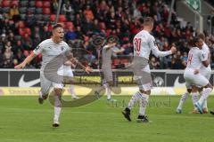 3. Liga - Fußball - SG Sonnenhof Großaspach - FC Ingolstadt 04 - Dennis Eckert Ayensa (7, FCI) Tor 1:2 Jubel mit Stefan Kutschke (30, FCI) Caniggia Ginola Elva (14, FCI)