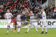 3. Liga - Fußball - SG Sonnenhof Großaspach - FC Ingolstadt 04 - Tor Jubel Maximilian Wolfram (8, FCI) 1:4, mit Robin Krauße (23, FCI) Stefan Kutschke (30, FCI) Gordon Büch (38, FCI)