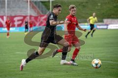 3. Liga - FSV Zwickau - FC Ingolstadt 04 - Zweikampf Dennis Eckert Ayensa (7, FCI)