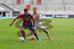 3. Liga - Fußball - KFC Uerdingen - FC Ingolstadt 04 - Dorda Christian (KFC 7) und Maximilian Beister (10, FCI)