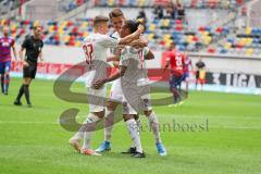 3. Liga - Fußball - KFC Uerdingen - FC Ingolstadt 04 - Tor Jubel 0.1 durch Caniggia Ginola Elva (14, FCI), Salto, mit Stefan Kutschke (30, FCI) Patrick Sussek (37, FCI)