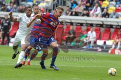 3. Liga - Fußball - KFC Uerdingen - FC Ingolstadt 04 - Zweikampf Caniggia Ginola Elva (14, FCI) Maxsö Andreas (KFC 2) Konrad Manuel (KFC 28)