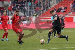 3. Liga - Hallescher FC - FC Ingolstadt 04 - Dennis Eckert Ayensa (7, FCI) Angriff Papadopoulos Antonios (8 Halle)