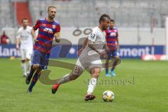 3. Liga - Fußball - KFC Uerdingen - FC Ingolstadt 04 - Robin Krauße (23, FCI) Kirchhoff Jan (KFC 4)