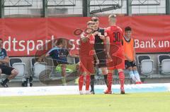 3. Liga - 1860 München - FC Ingolstadt 04 - Stefan Kutschke (30, FCI) wird verletzt ausgewechselt mit Dennis Eckert Ayensa (7, FCI)