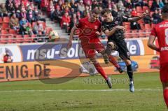 3. Liga - Hallescher FC - FC Ingolstadt 04 - Dennis Eckert Ayensa (7, FCI) Syhre Anthony (4 Halle) Kopfballduell