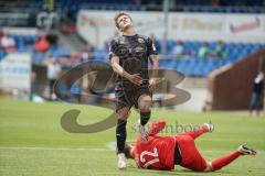 3. Liga - SV Meppen - FC Ingolstadt 04 - Dennis Eckert Ayensa (7, FCI) cheitert an Torwart Domaschke Erik (32 Meppen) und ärgert sich