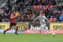 3. Liga - Fußball - SG Sonnenhof Großaspach - FC Ingolstadt 04 - Dennis Eckert Ayensa (7, FCI) Nico Jüllich (34 SG)