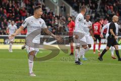 3. Liga - Fußball - SG Sonnenhof Großaspach - FC Ingolstadt 04 - Dennis Eckert Ayensa (7, FCI) Tor 1:2 Jubel mit Stefan Kutschke (30, FCI) Caniggia Ginola Elva (14, FCI)