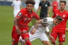 3. Fußball-Liga - Saison 2019/2020 - Bayern München II - FC Ingolstadt 04 - Dennis Eckert Ayensa (#7,FCI)  - Chris Richards (#28 München) - Foto: Meyer Jürgen