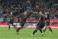 3. Liga - Fußball - Eintracht Braunschweig - FC Ingolstadt 04 - Tor Jubel Marcel Gaus (19, FCI) Maximilian Thalhammer (6, FCI) Dennis Eckert Ayensa (7, FCI) Fatih Kaya (9, FCI)