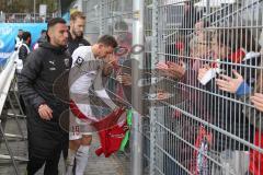 3. Fußball-Liga - Saison 2019/2020 - SV Waldhof Mannheim - FC Ingolstadt 04 - Die Spieler bedanken sich bei den mitgereisten Fans Fatih Kaya (#9,FCI)  - Marcel Gaus (#19,FCI) - Foto: Stefan Bösl