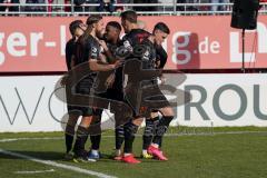 3. Liga - Würzburger Kickers - FC Ingolstadt 04 - Tor 0:1 Jubel Dennis Eckert Ayensa (7, FCI) mit Nico Antonitsch (5, FCI) Thomas Keller (27, FCI) Björn Paulsen (4, FCI) Stefan Kutschke (30, FCI)