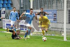 3. Liga - Chemnitzer FC - FC Ingolstadt 04 - Torchance, Ball an Pfosten, Robin Krauße (23, FCI) Torwart Jakubov Jakub (1 Chemnitz)