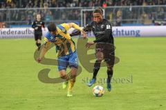 3. Liga - Fußball - Eintracht Braunschweig - FC Ingolstadt 04 - Caniggia Ginola Elva (14, FCI) gegen Benjamin Kessel Zweikampf