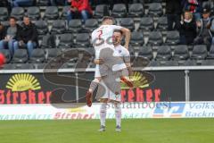 3. Liga - Fußball - SG Sonnenhof Großaspach - FC Ingolstadt 04 - Tor Jubel Maximilian Wolfram (8, FCI) mit Dennis Eckert Ayensa (7, FCI)