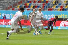 3. Liga - Fußball - KFC Uerdingen - FC Ingolstadt 04 - Maximilian Wolfram (8, FCI) Caniggia Ginola Elva (14, FCI) Marcel Gaus (19, FCI) Barry Boubacar (KFC 22)