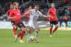 3. Liga - Fußball - SG Sonnenhof Großaspach - FC Ingolstadt 04 - Korbinian Burger (4 SG) Marcel Gaus (19, FCI) Kai Gehring (25 SG)