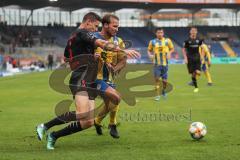 3. Liga - Fußball - Eintracht Braunschweig - FC Ingolstadt 04 - Zweikampf Maximilian Thalhammer (6, FCI)