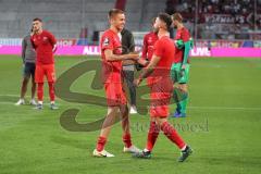 3. Liga - Fußball - FC Ingolstadt 04 - Würzburger Kickers - Jubel bei den Fans, Klatschen Freude Danke Filip Bilbija (35, FCI) Fatih Kaya (9, FCI)