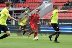 3. Liga - Fußball - FC Ingolstadt 04 - Würzburger Kickers - mitte Patrick Sussek (37, FCI)