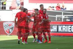 3. Fußball-Liga - Saison 2019/2020 - FC Ingolstadt 04 - Hallescher FC - Der Anschlusstreffer durch Beister Maximilian (#10,FCI) - jubel - Stefan Kutschke (#30,FCI)  - Dennis Eckert Ayensa (#7,FCI)  - Foto: Meyer Jürgen