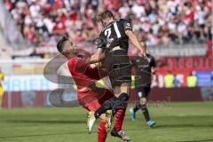 Im Bild: Baxter Bentley Bahn (HSC) und D. Ayensa Eckert (#7 FC Ingolstadt)

Fussball - 3. Bundesliga - Ingolstadt - Saison 2019/2020 - FC Ingolstadt 04 - Hallescher FC - 15.09.2019 -  Foto: Ralf Lüger