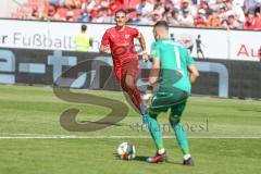 3. Fußball-Liga - Saison 2019/2020 - FC Ingolstadt 04 - Hallescher FC - Stefan Kutschke (#30,FCI)  - Kai Eisele Torwart (#1 HFC) - Foto: Meyer Jürgen