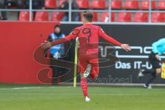 3. Fußball-Liga - Saison 2019/2020 - FC Ingolstadt 04 - FSV Zwickau - Der 2:1 Führungstreffer durch Dennis Eckert Ayensa (#7,FCI)  - jubel - Foto: Meyer Jürgen