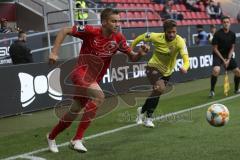 Im Bild: Filip Bilbija (#35 FC Ingolstadt) und Daniel Hägele (#22 Würzburger Kickers)

Fussball - 3. Bundesliga - Ingolstadt - Saison 2019/2020 - FC Ingolstadt 04 - Würzburger Kickers - 02.08.2019 -  Foto: Ralf Lüger/rsp-sport.de