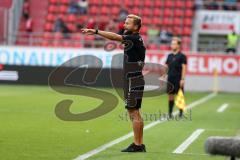 3. Liga - Fußball - FC Ingolstadt 04 - Würzburger Kickers - Cheftrainer Michael Schiele (Würzburg) an der Seitenlinie