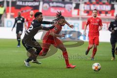 3. Liga - FC Ingolstadt 04 - KFC Uerdingen 05 - Barry Boubacar (KFC 22) Caniggia Ginola Elva (14, FCI)